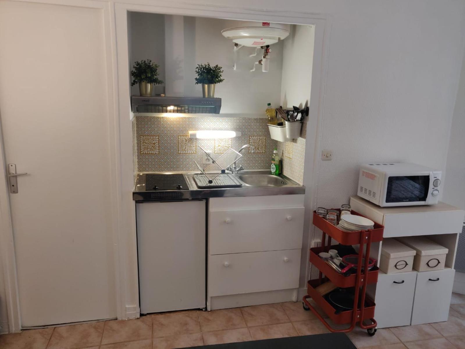 Apartment A 2 Pas Du Metro *